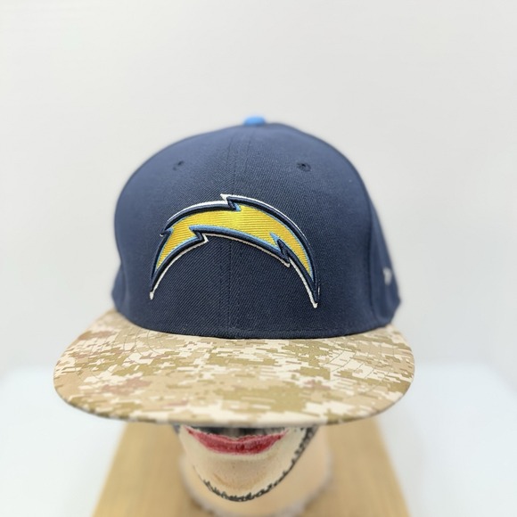 New Era NFL 59FIFTY Camo Salute to‎ Service On Field Fitted Hat 7 3/4 Chargers - Picture 1 of 7